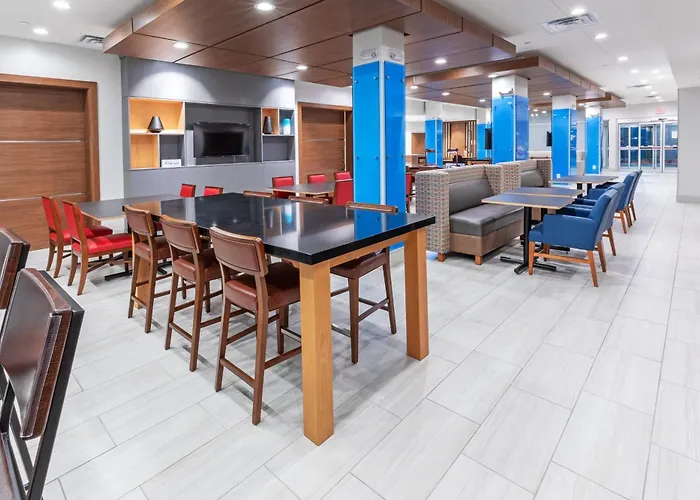 Holiday Inn Express & Suites - Stafford Nw - Sugar Land By Ihg